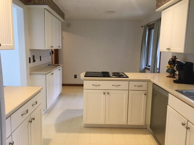 2003 Belgrade Road Sidney, ME 04330 - Photo 2 of 37 Kitchen with all appliances