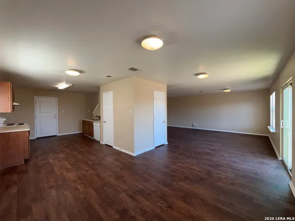 $1,595 | 8223 Maple Meadow Drive, Converse, TX 78109