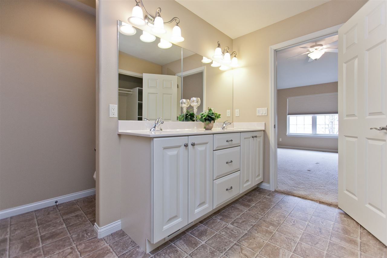 4025 North Willowbend Road Northeast Cedar Rapids, IA 52411 - Photo 24 of 44 Gallery Image 24