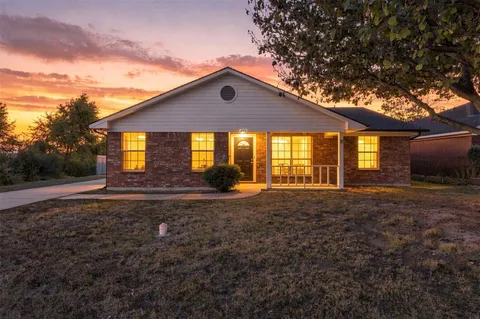 $210,000 | 6922 Sayle Street, Greenville, TX 75402