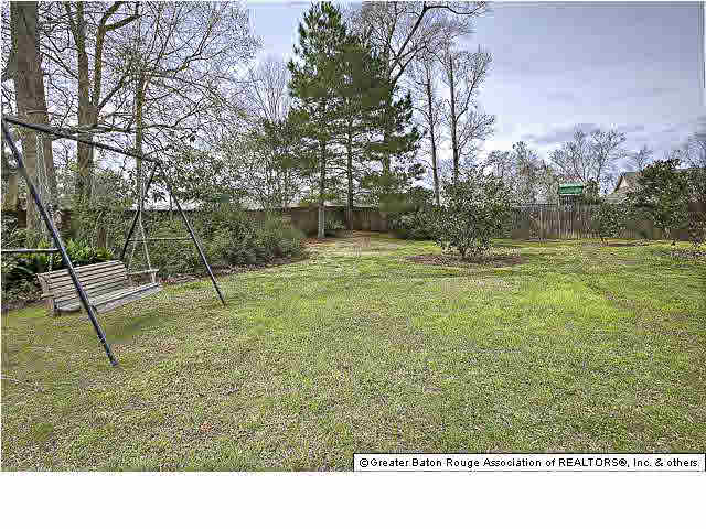 18013 Creek Hollow Road Baton Rouge, LA 70817 - Photo 8 of 26 Gallery Image 8