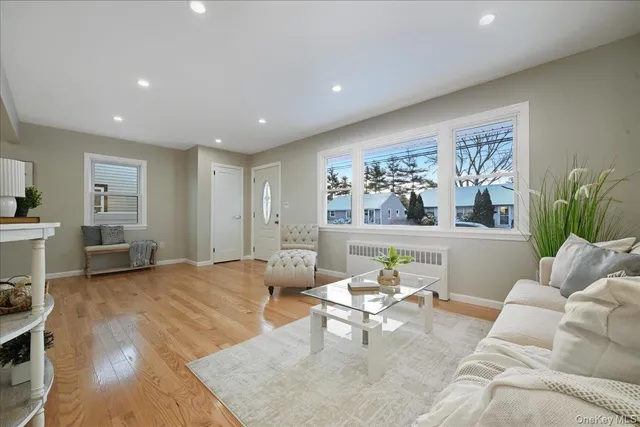 $849,000 | 70 Nevada Street, Hicksville, NY 11801