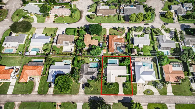 an aerial view of multiple house