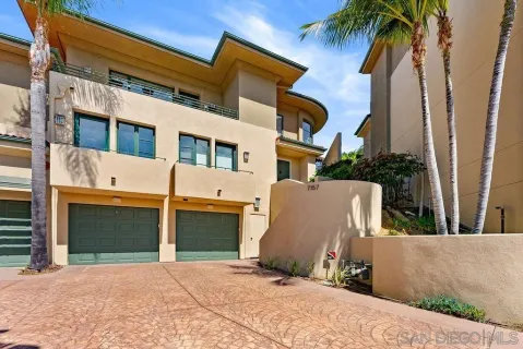 $3,295,000 | 7157 Fay Avenue, La Jolla, CA 92037