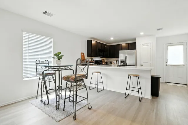 $1,825 | 379 Jewett Meadow Drive, Magnolia, TX 77354