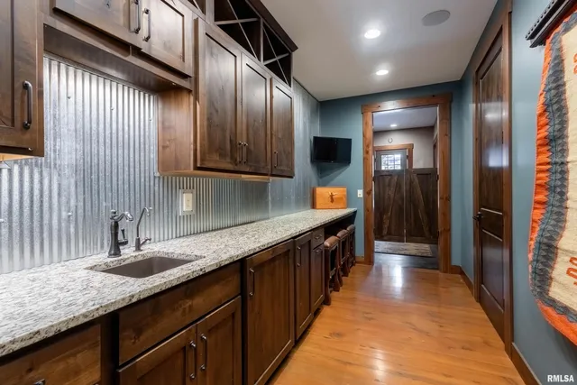 $3,450,000 | 5122 230th Street North, Unit NORTH, Port Byron, IL 61275