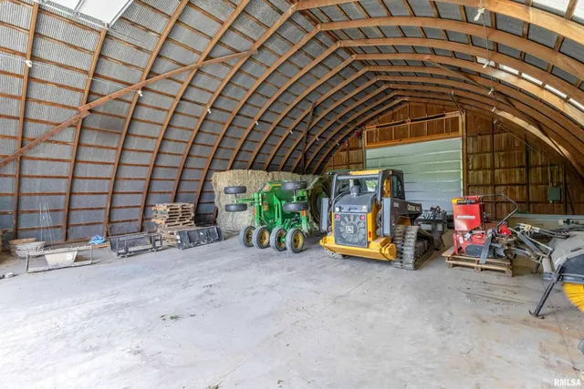 $3,450,000 | 5122 230th Street North, Unit NORTH, Port Byron, IL 61275