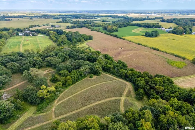 $3,450,000 | 5122 230th Street North, Unit NORTH, Port Byron, IL 61275