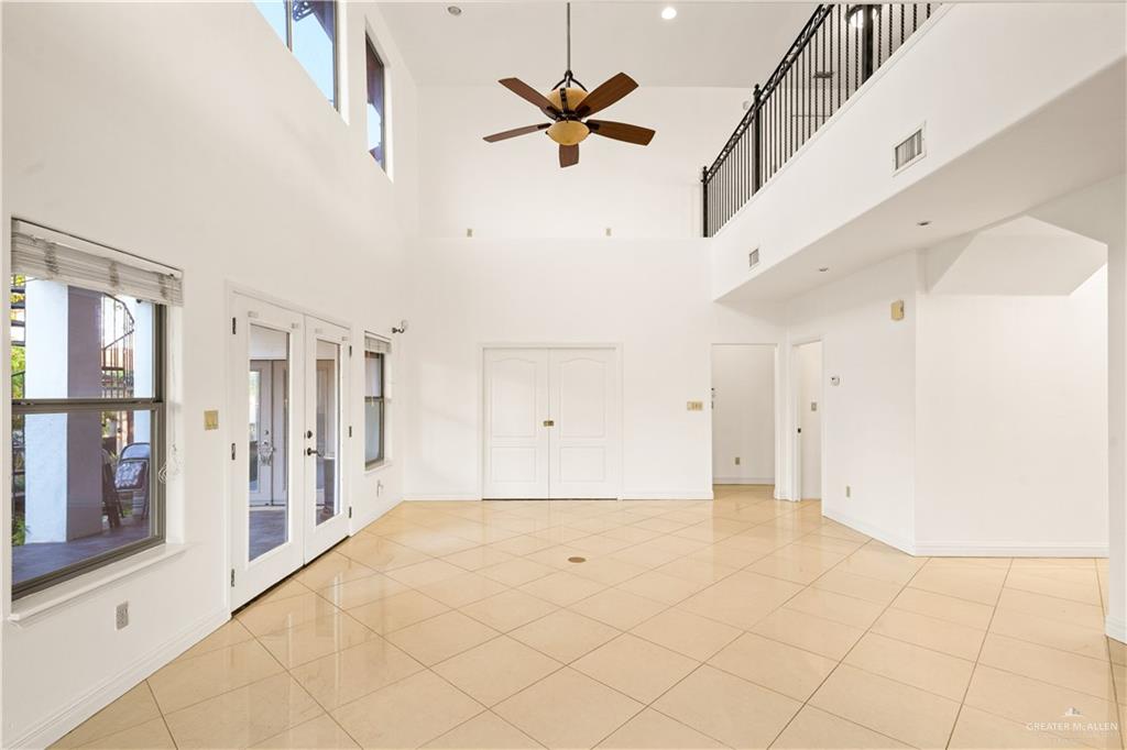 912 North Bentsen Road McAllen, TX 78501 - Photo 20 of 45 a view of an entryway with wooden floor