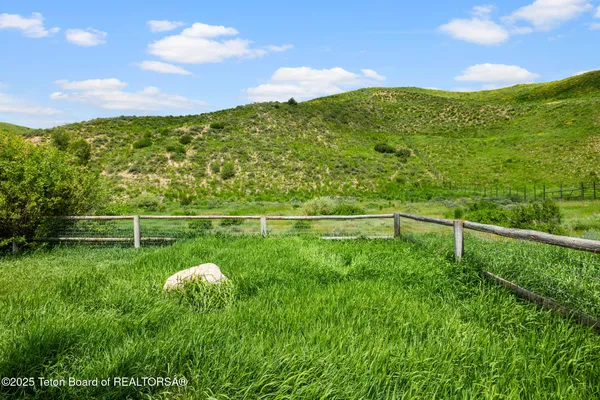 $2,495,000 | 3355 East Horse Creek Road, Jackson, WY 83001