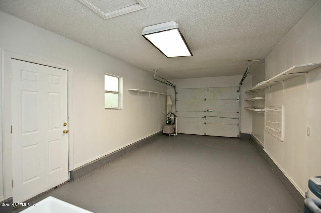 1975 Deer Run Road St. Augustine, FL 32084 - Photo 34 of 35 an empty room with windows