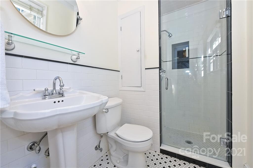 4100 Rutherford Drive Charlotte, NC 28210 - Photo 33 of 48 Gallery Image 33