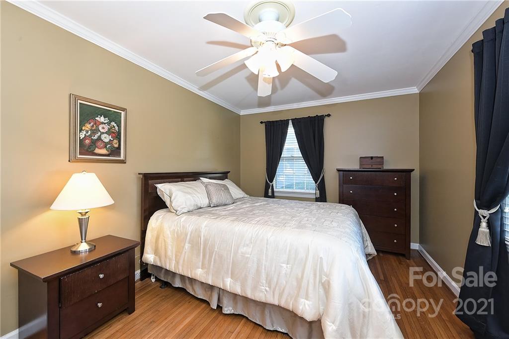 4100 Rutherford Drive Charlotte, NC 28210 - Photo 35 of 48 Gallery Image 35