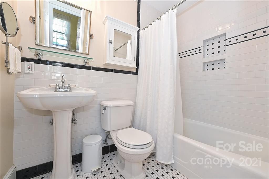 4100 Rutherford Drive Charlotte, NC 28210 - Photo 37 of 48 Gallery Image 37