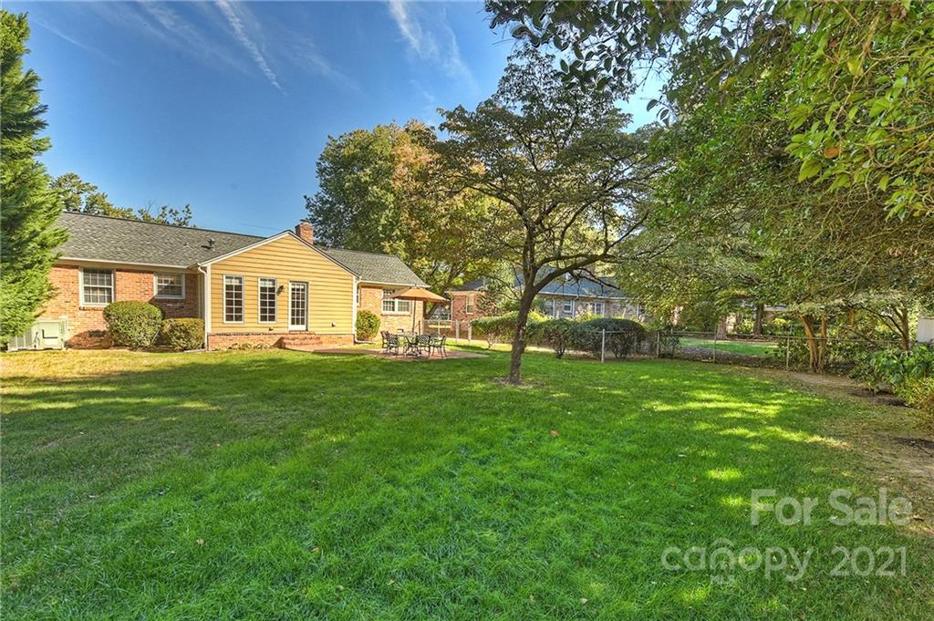 4100 Rutherford Drive Charlotte, NC 28210 - Photo 45 of 48 Gallery Image 45