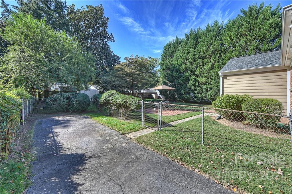 4100 Rutherford Drive Charlotte, NC 28210 - Photo 48 of 48 Gallery Image 48