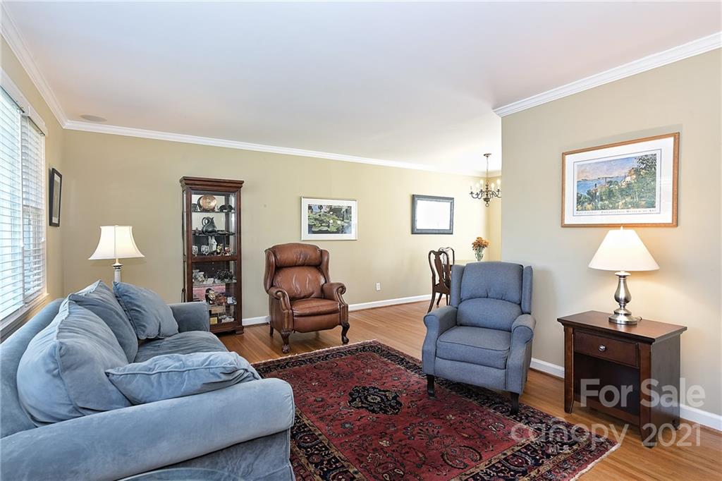 4100 Rutherford Drive Charlotte, NC 28210 - Photo 6 of 48 Gallery Image 6