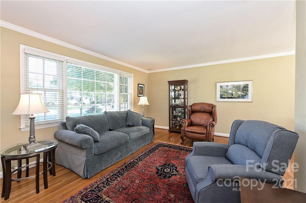 4100 Rutherford Drive Charlotte, NC 28210 - Photo 7 of 48 Gallery Image 7