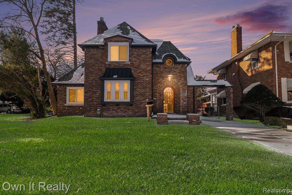 16745 Edinborough Road Detroit, MI 48219 - Photo 2 of 39