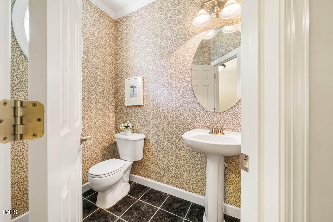 5515 South Roxboro Street, Unit 4 Durham, NC 27707 - Photo 12 of 34 Powder Room on main floor