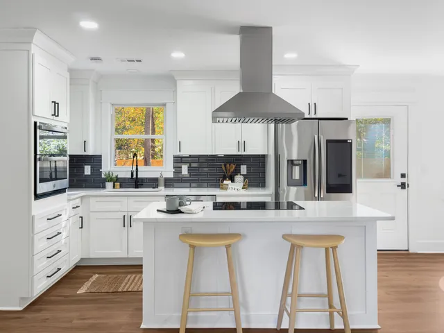 $695,000 | 1273 Mathis Ferry Road, Mount Pleasant, SC 29464