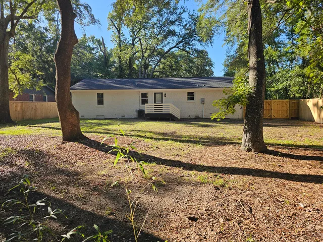 $695,000 | 1273 Mathis Ferry Road, Mount Pleasant, SC 29464