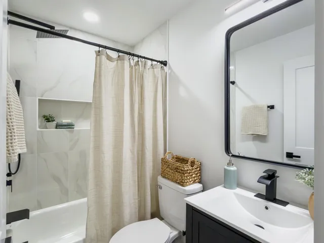 $695,000 | 1273 Mathis Ferry Road, Mount Pleasant, SC 29464