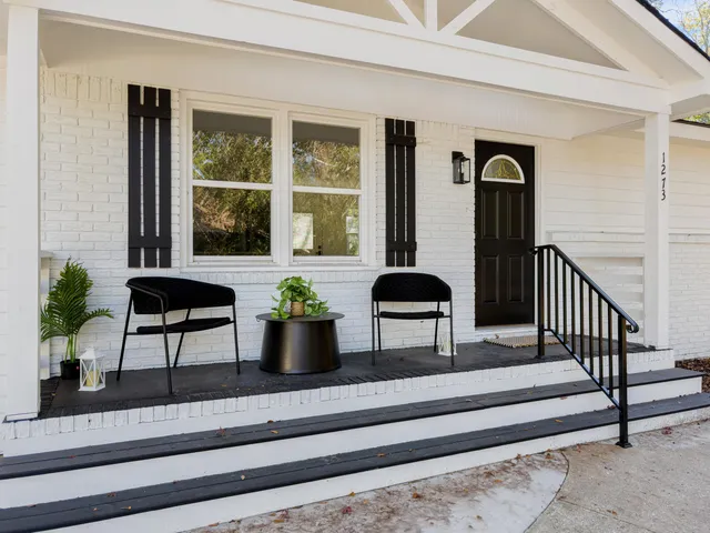 $695,000 | 1273 Mathis Ferry Road, Mount Pleasant, SC 29464