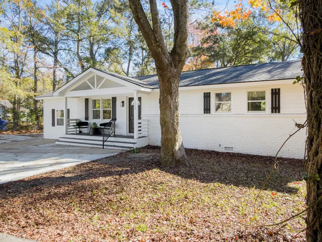 $695,000 | 1273 Mathis Ferry Road, Mount Pleasant, SC 29464