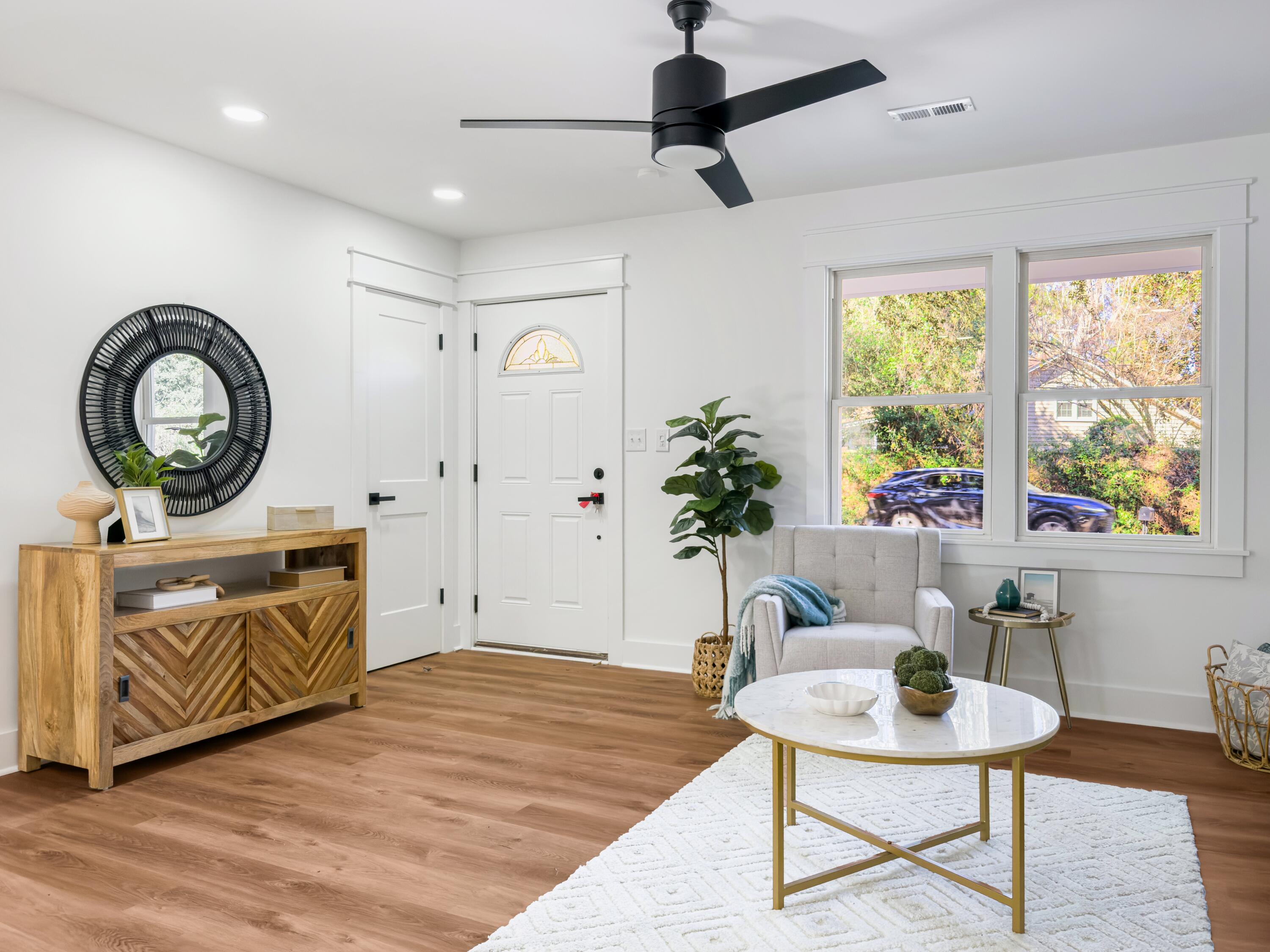 1273 Mathis Ferry Road Mount Pleasant, SC 29464 - Photo 9 of 41 Photo Dec 11 2025, 12 21 49 PM5555555555