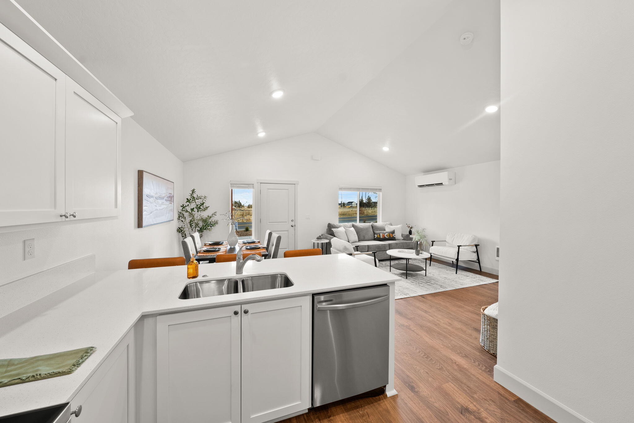 4011 Southwest Obsidian Place, Unit 145 Redmond, OR 97756 - Photo 7 of 15 Sample Photo