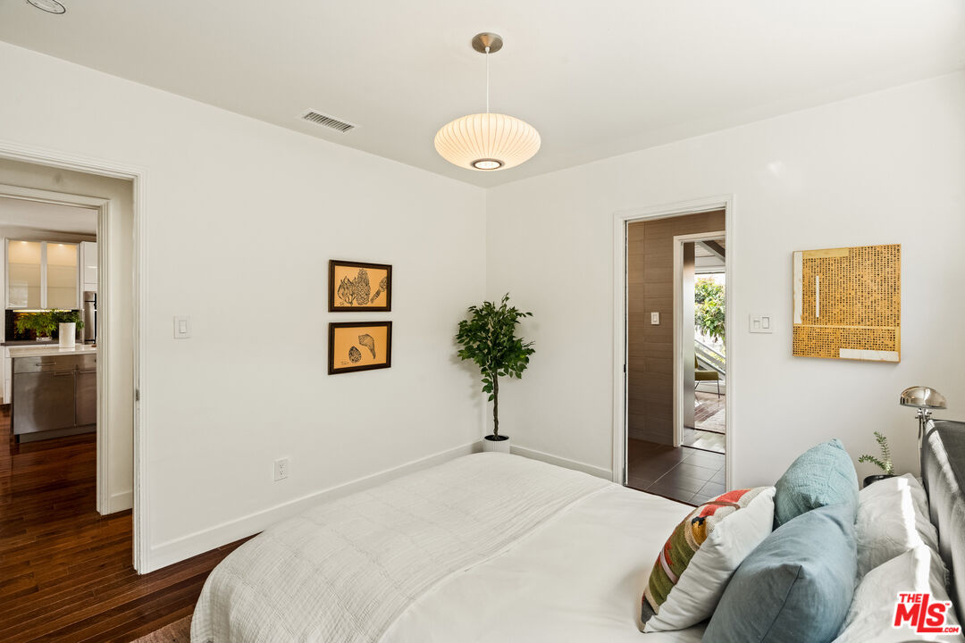 7406 Earldom Avenue Playa del Rey, CA 90293 - Photo 26 of 61 Gallery Image 26