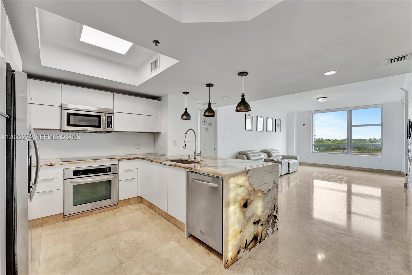 2641 North Flamingo Road, Unit 603N Sunrise, FL 33323 - Photo 9 of 16