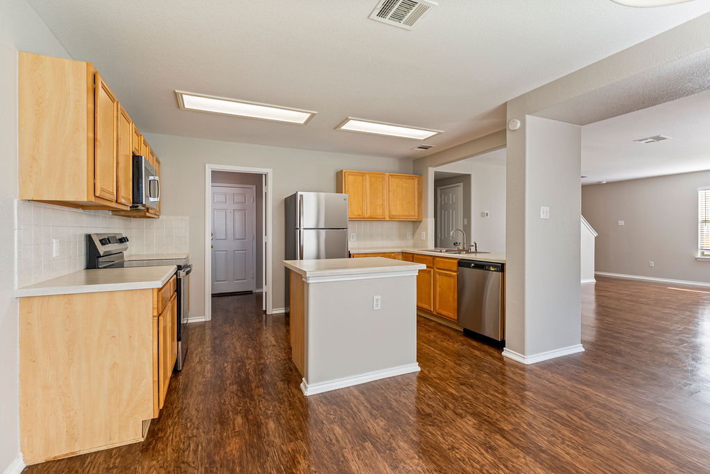 1209 Apollo Circle Round Rock, TX 78664 - Photo 9 of 23