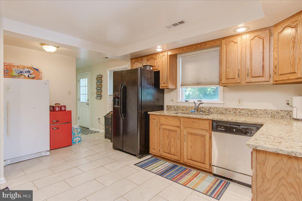 3441 Chestnut Grove Road Keedysville, MD 21756 - Photo 11 of 39 Gallery Image 11