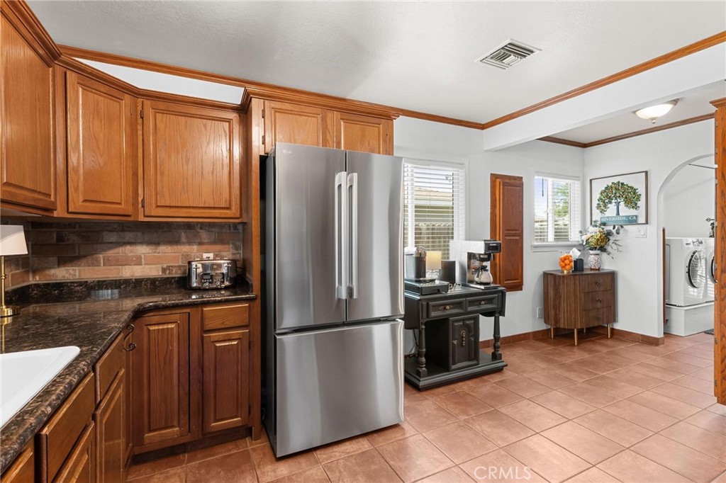 5545 Tower Riverside, CA 92506 - Photo 19 of 70