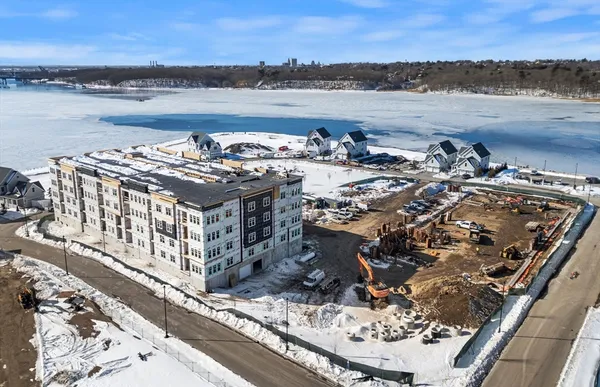 $617,580 | 141 East Pt Drive, Unit 201, Rumford, RI 02916