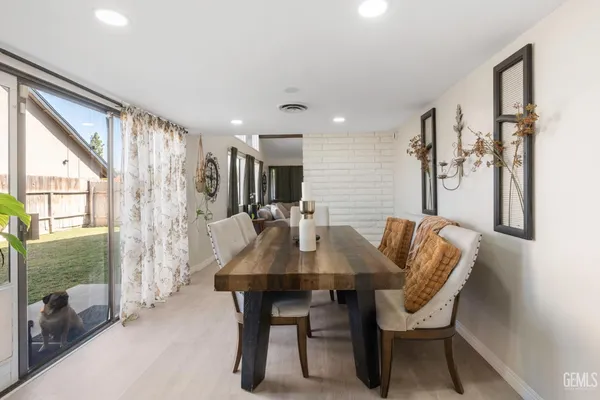 $554,000 | Undisclosed Address, Bakersfield, CA 93309