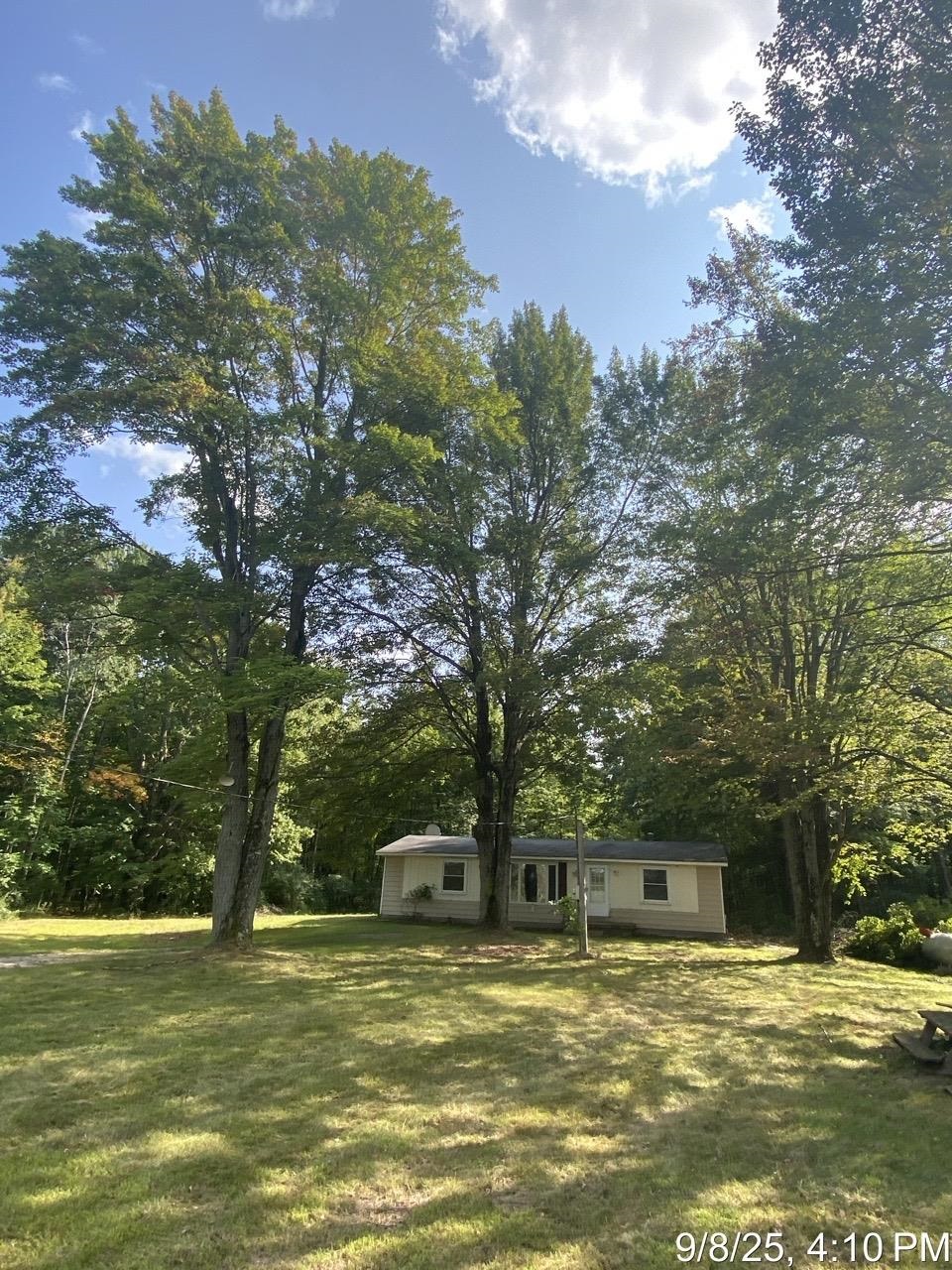 3284 Neuman Road Rhodes, MI 48652 - Photo 4 of 27