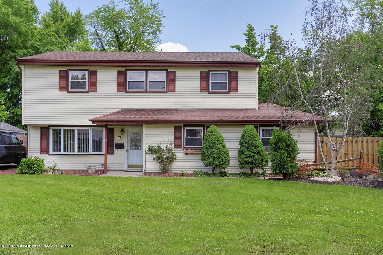 5 Carriage Road Hazlet, NJ 07730 - Photo 3 of 29 Carriagefront1