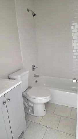 $1,550 | 5 Arrowhead Drive, Unit 48, Algonquin, IL 60102