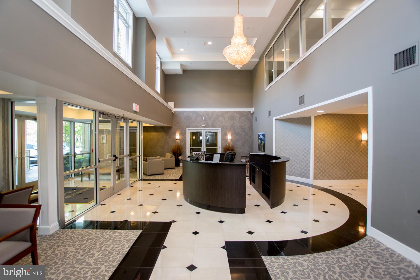 513 Carson Terrace, Unit 513 Huntingdon Valley, PA 19006 - Photo 2 of 20 Lobby