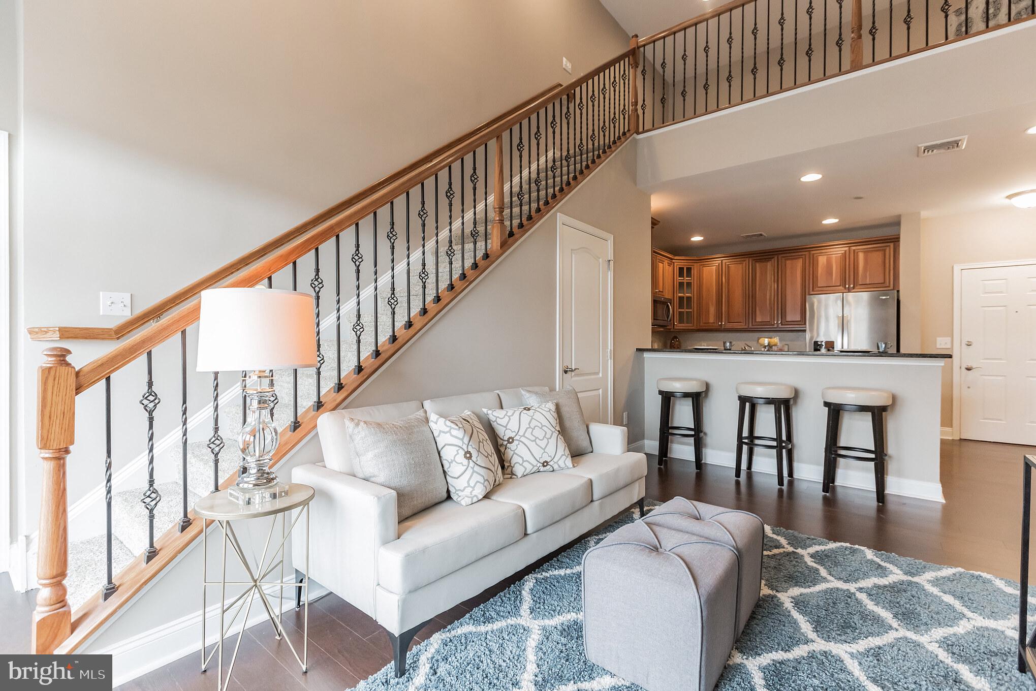 513 Carson Terrace, Unit 513 Huntingdon Valley, PA 19006 - Photo 13 of 20 Living Room