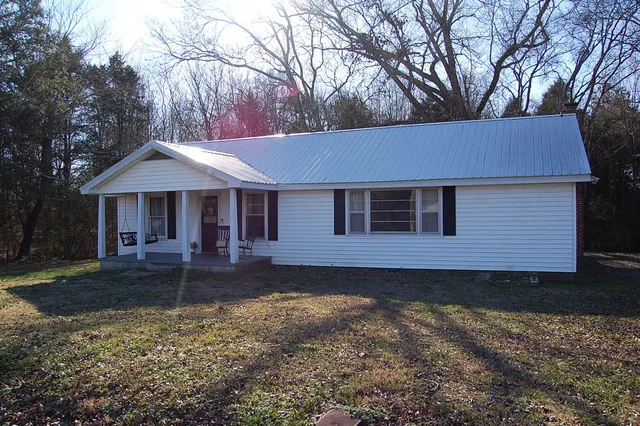 $230,000 | 10595 Griffith Highway, Whitwell, TN 37397
