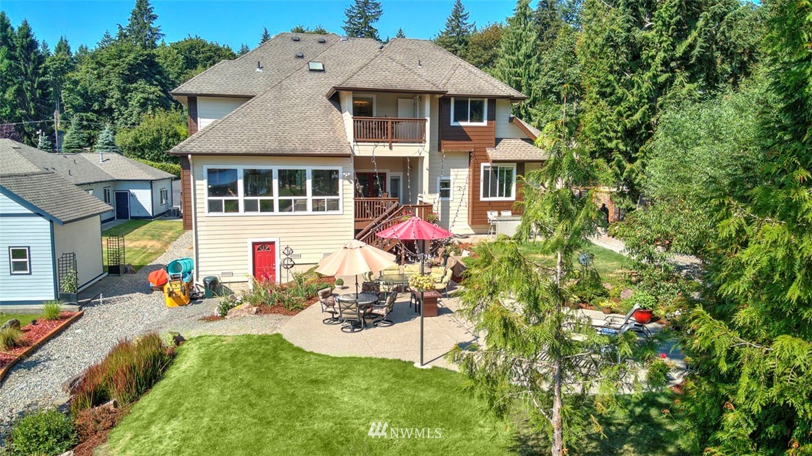 17228 Southeast Petrovitsky Road Renton, WA 98058 - Photo 32 of 40 Gallery Image 32