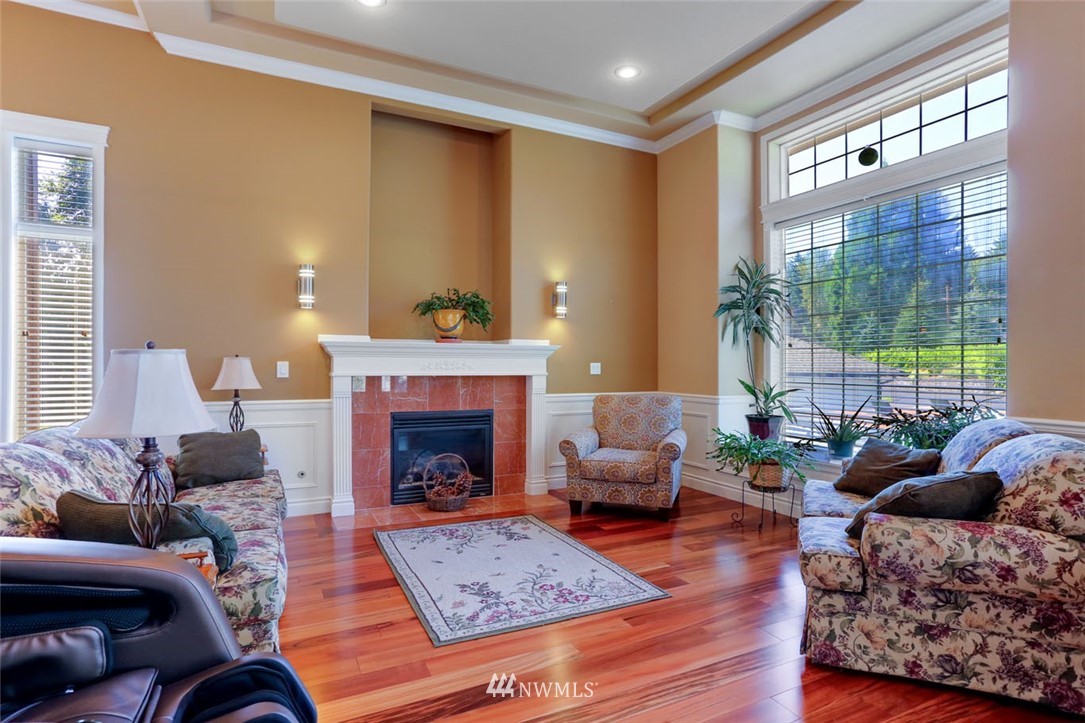 17228 Southeast Petrovitsky Road Renton, WA 98058 - Photo 5 of 40 Gallery Image 5
