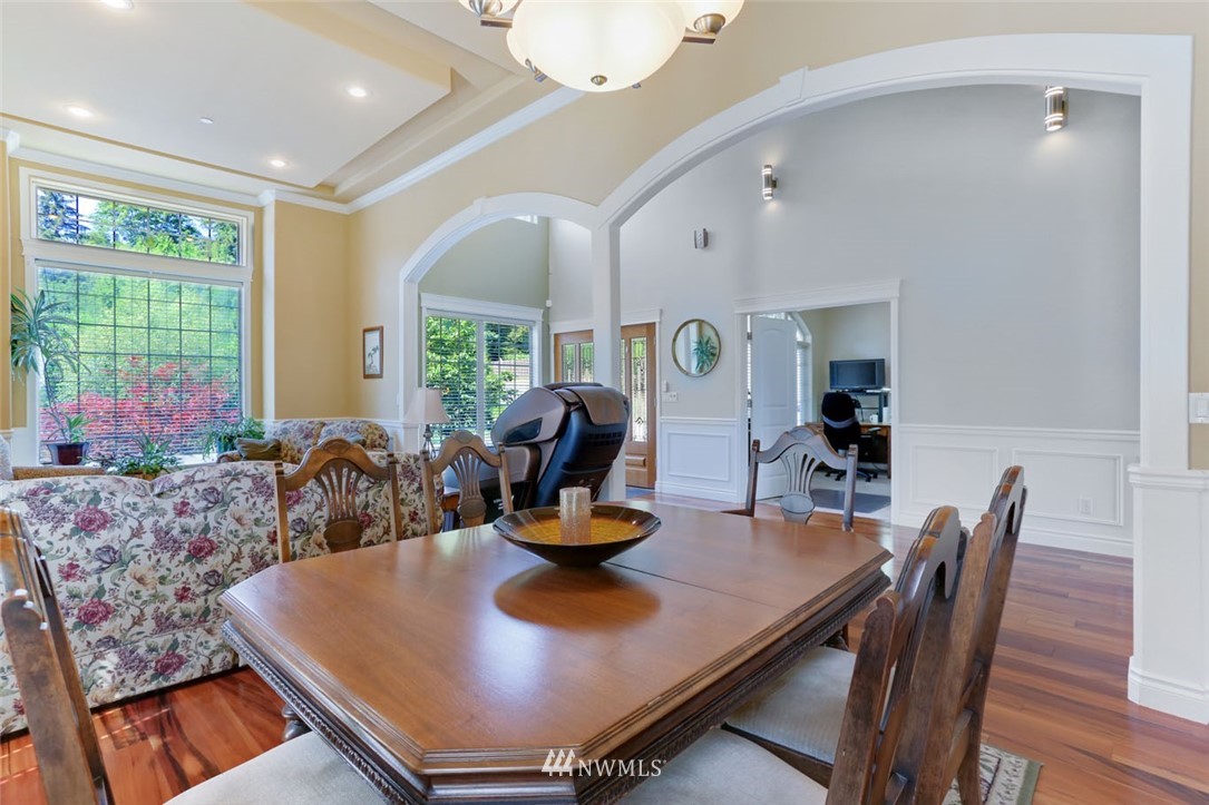 17228 Southeast Petrovitsky Road Renton, WA 98058 - Photo 8 of 40 Gallery Image 8