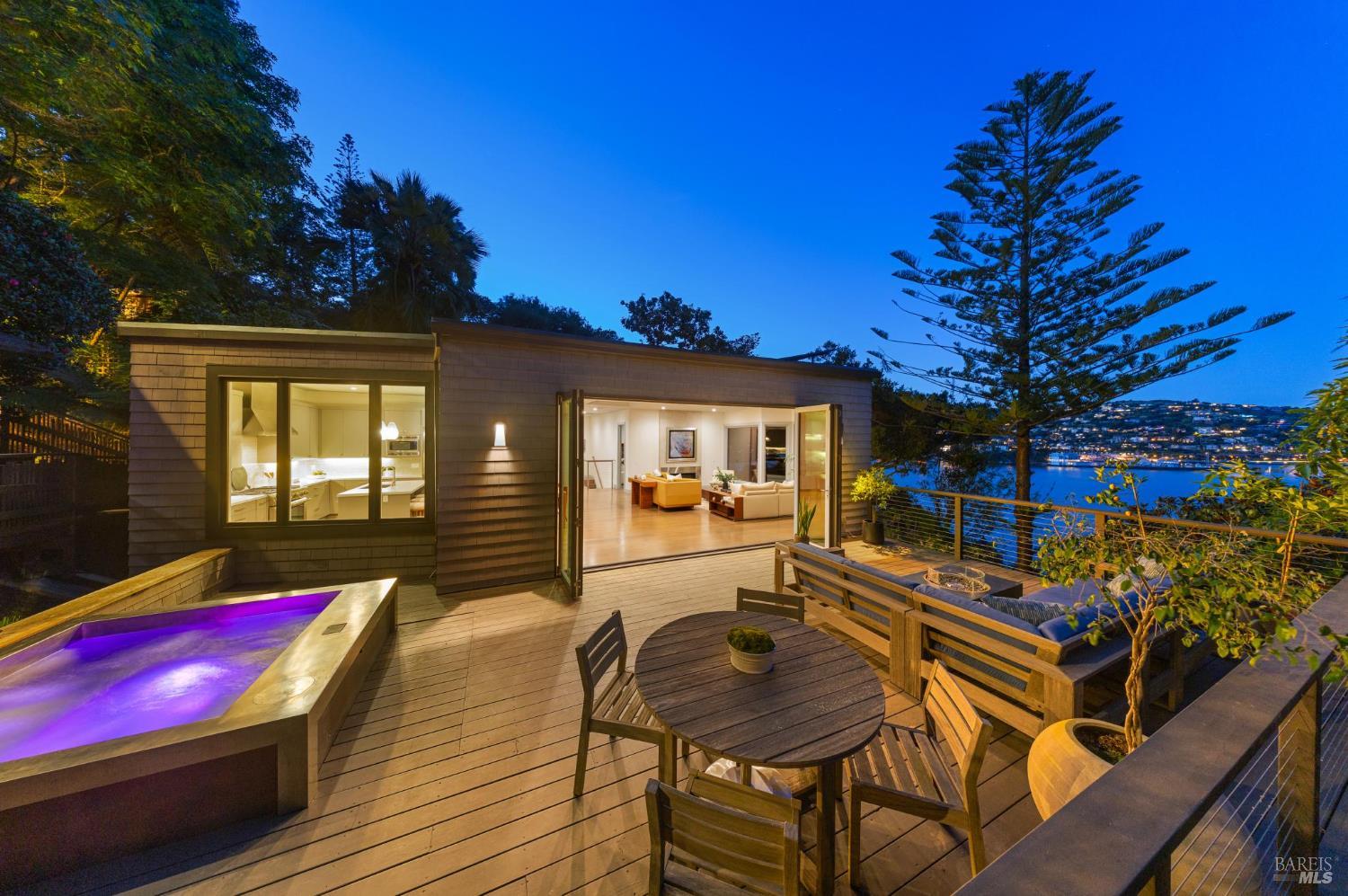 290 Beach Road Belvedere, CA 94920 - Photo 11 of 77