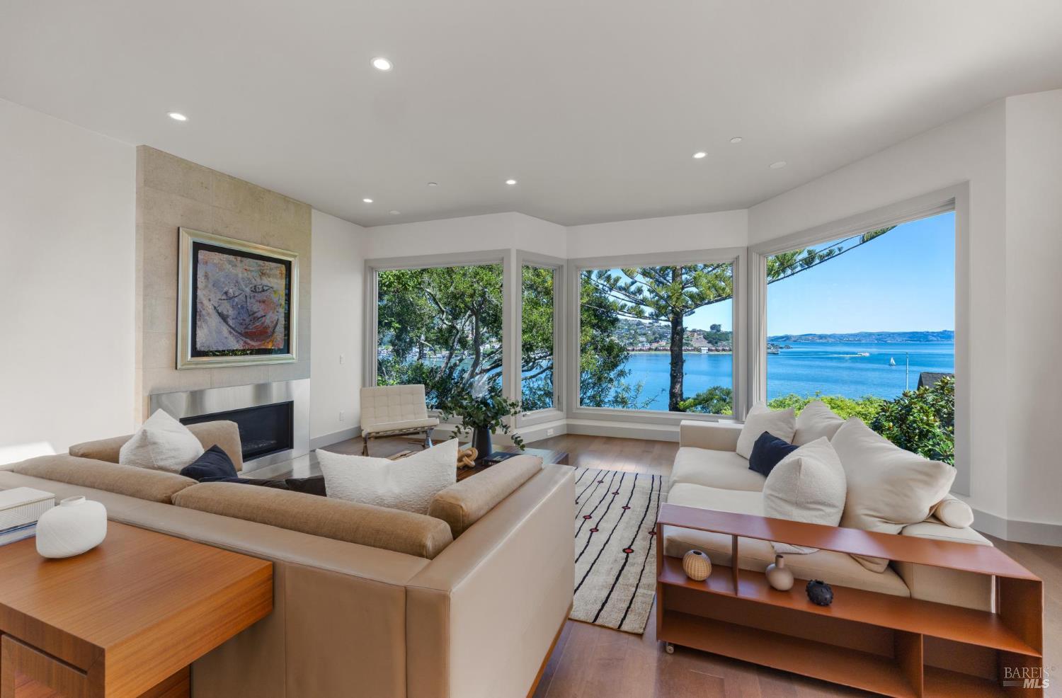 290 Beach Road Belvedere, CA 94920 - Photo 15 of 77