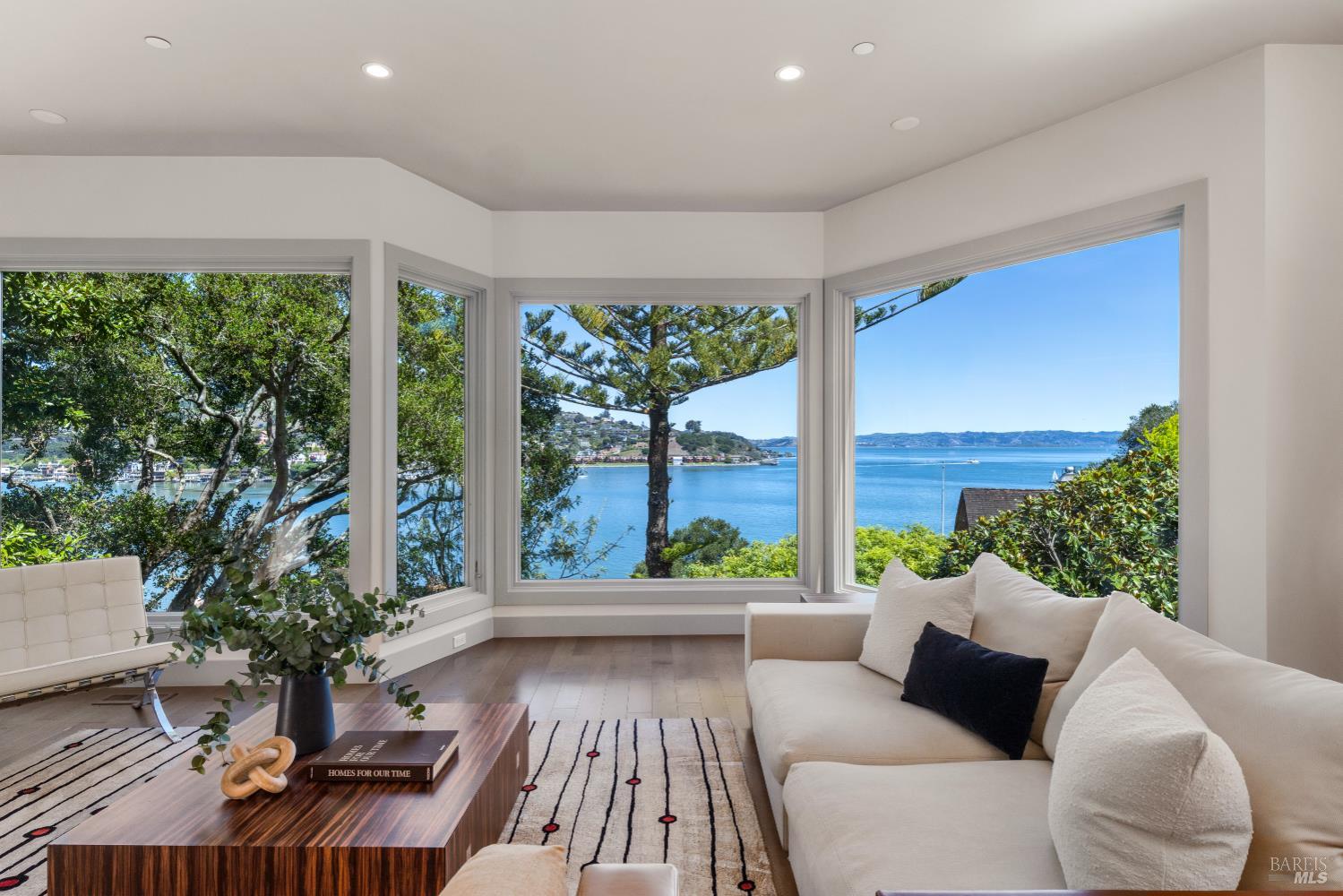 290 Beach Road Belvedere, CA 94920 - Photo 16 of 77